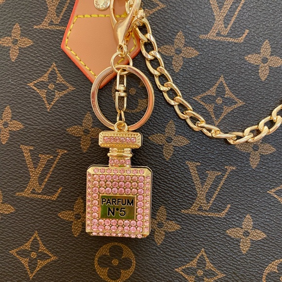 Purse Handbag Accessories Chain Charms Leather Mini

HANDBAG IS NOT INCLUDED - Picture 7 of 16